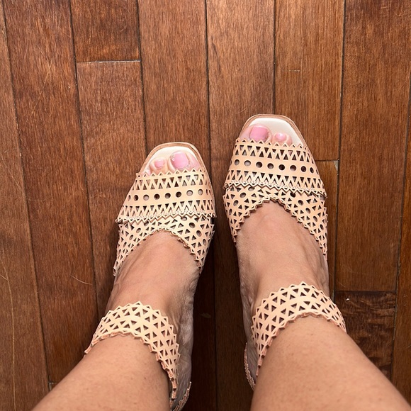 Jeffrey Campbell Besante Cut-out Wedge Sandal - Picture 4 of 6